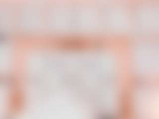 Live cam show with Carlee-Jones - Public on madthumbs