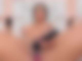 Live cam show with Carlee-Jones - Asshole Toys on CSO-WL