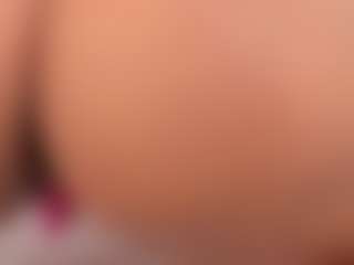 Live cam show with Carlee-Jones - Spank on Camversity