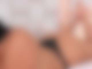 Live cam show with Carlee-Jones - Spank on CamSextacy
