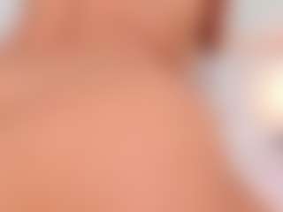Carlee-Jones's Live Sex Cam Show