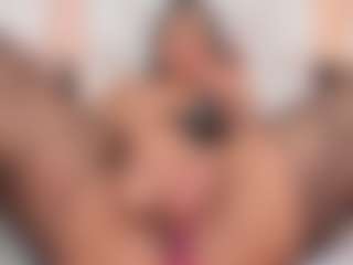 Carlee-Jones's Live Sex Cam Show
