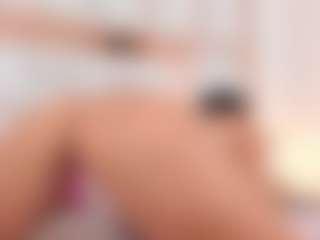 Carlee-Jones's Live Sex Cam Show