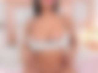 Live cam show with Carlee-Jones - Cowgirl on Camsoda