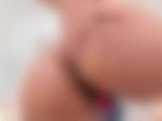 Carlee-Jones's Live Sex Cam Show