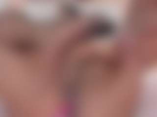 Carlee-Jones's Live Sex Cam Show
