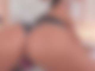 Carlee-Jones's Live Sex Cam Show