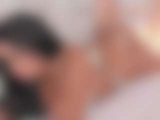 Live cam show with Carlee-Jones - Anal Toys on Dare Cams