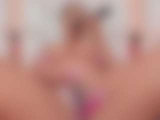 Live-Cam-Show mit Carlee-Jones - Lush Curvy auf Camsoda