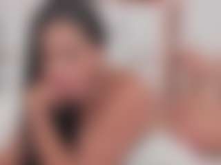 Live cam show with Carlee-Jones - Public Big Tits on Camsoda