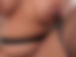 Carlee-Jones's Live Sex Cam Show