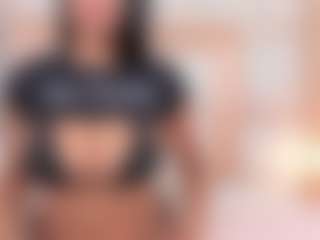 Live cam show with Carlee-Jones - Cowgirl on intimatelivegirls.com