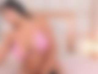 Live cam show with Carlee-Jones - Twerk on Camsoda