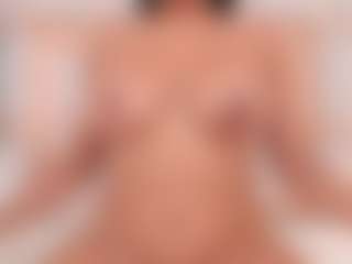 Live cam show with Carlee-Jones - Brown Eyes Toys on hotwifechat.live