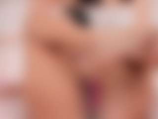 Carlee-Jones's Live Sex Cam Show