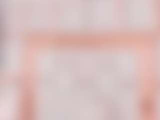 Live cam show with Carlee-Jones - BBW Shaved Pussy on Camsoda