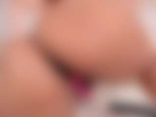 Carlee-Jones's Live Sex Cam Show