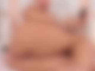 Carlee-Jones's Live Sex Cam Show