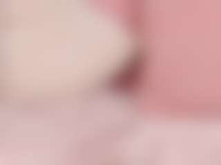Live cam show with Carlee-Jones - Trimmed Ebony on Camsoda | colombia