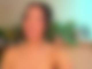 Live cam show with MiaaRose - Amateur on Uber Horny