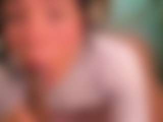 Live cam show with MiaaRose - Young Adult Teen (18+) on friskycurves.com