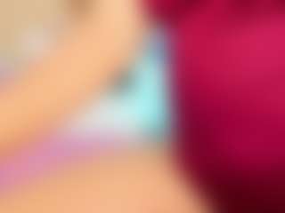 Live cam show with MiaaRose - Petite on Camsoda