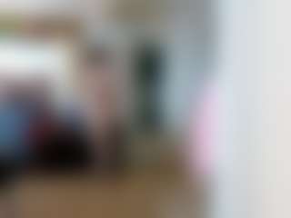 lindalovesexy MILF webcam performer live streaming