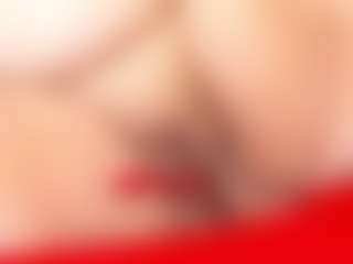 Live cam show with lindalovesexy - Big Tits MILF on Uber Horny
