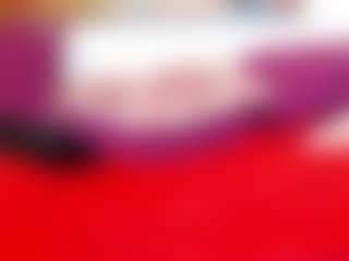 lindalovesexy MILF webcam performer live streaming