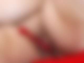 Live cam show with lindalovesexy - Squirt on Camsoda