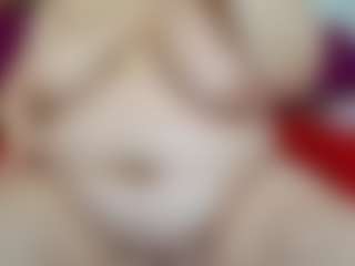 lindalovesexy's Live Sex Cam Show