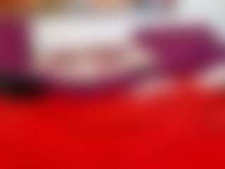 lindalovesexy MILF webcam performer live streaming