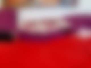 lindalovesexy MILF webcam performer live streaming