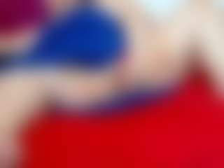 lindalovesexy MILF webcam performer live streaming