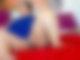 Live cam show with lindalovesexy - Bedroom MILF on Streamer API