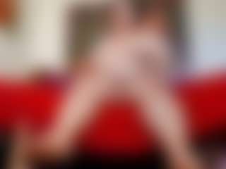 Live cam show with lindalovesexy - Lush MILF on CamClone
