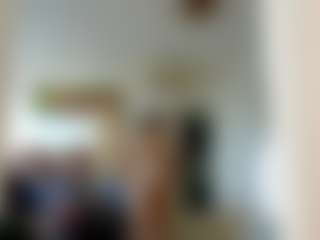 Live cam show with lindalovesexy - Anal MILF on AdultVida.com