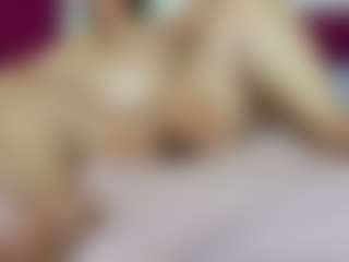 Live cam show with lindalovesexy - Big Tits on studioflirtlive.com