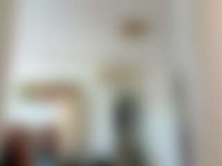 lindalovesexy MILF webcam performer live streaming