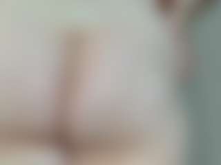 Live cam show with lindalovesexy - Bedroom MILF on Porn Luv