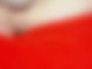 lindalovesexy MILF webcam performer live streaming