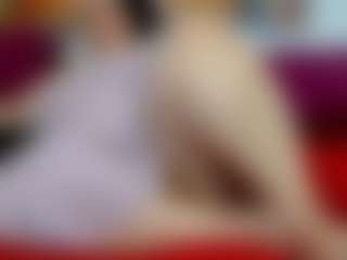 lindalovesexy MILF webcam performer live streaming