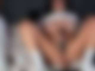 LauraColor's Live Sex Cam Show