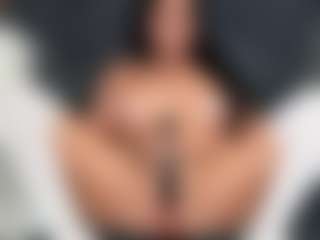 LauraColor's Live Sex Cam Show