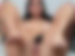 Live cam show with LauraColor - Dirty Talk on sexylivex.com