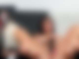 LauraColor's Live Sex Cam Show
