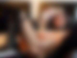 Live cam show with LauraColor - Amateur on Streamer API