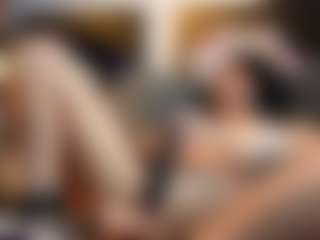 Live cam show with LauraColor - Toys MILF on xxxlivecams.org