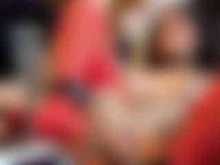 Live cam show with LauraColor - Interactivetoy Mature on Milf Play