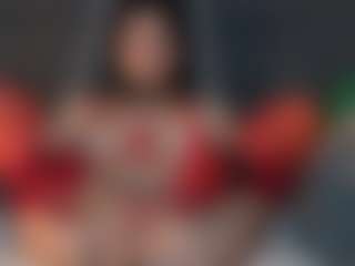 Live cam show with LauraColor - Squirt MILF on Free Soda